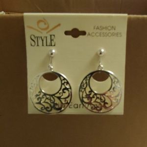 Clip earrings